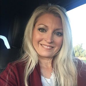 Meet your Posher, Jolene